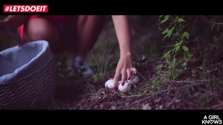 Чешские девушки отлично занялись любовью прямо в чаще леса