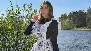 Встретил у пруда выпускницу и трахнул в машине