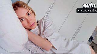 Подруга после вечеринки приехала ко мне