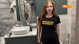 Сводной сестре нравится трахаться в туалете